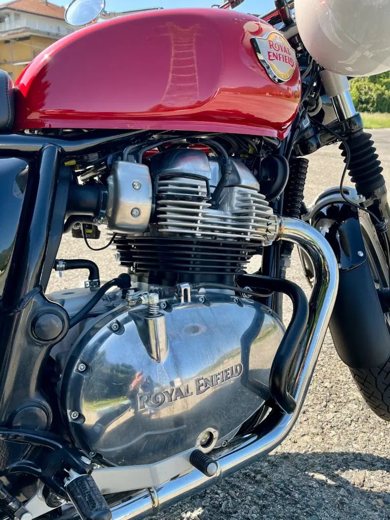 Royal Enfield Interceptor 650 (2021 - 26) (6)