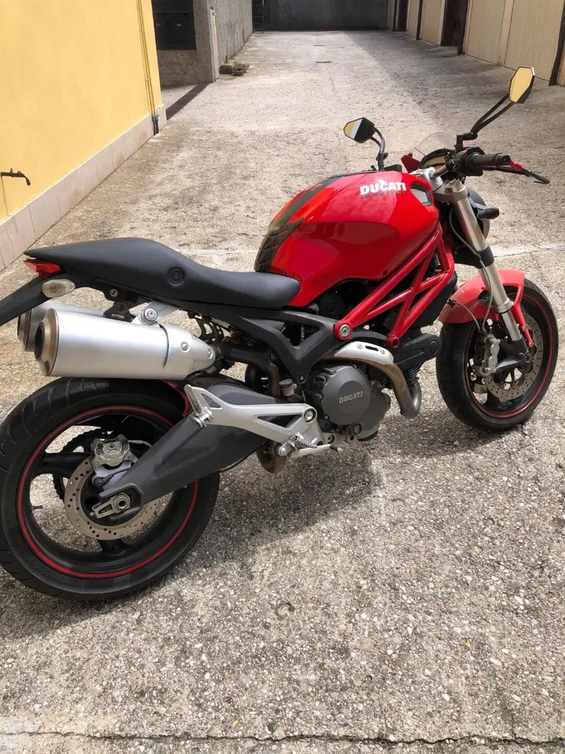 Ducati Monster 696 (2008 - 13)