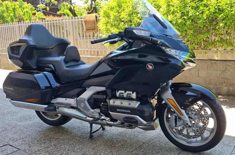 Honda GL 1800 Gold Wing Tour (2018 - 20) (3)