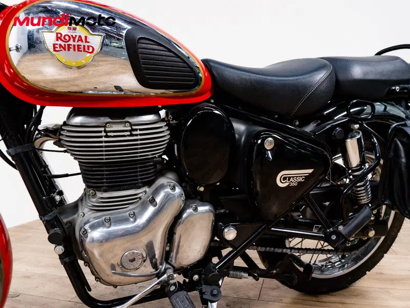 Royal Enfield Classic 350 (2021 - 26) (9)