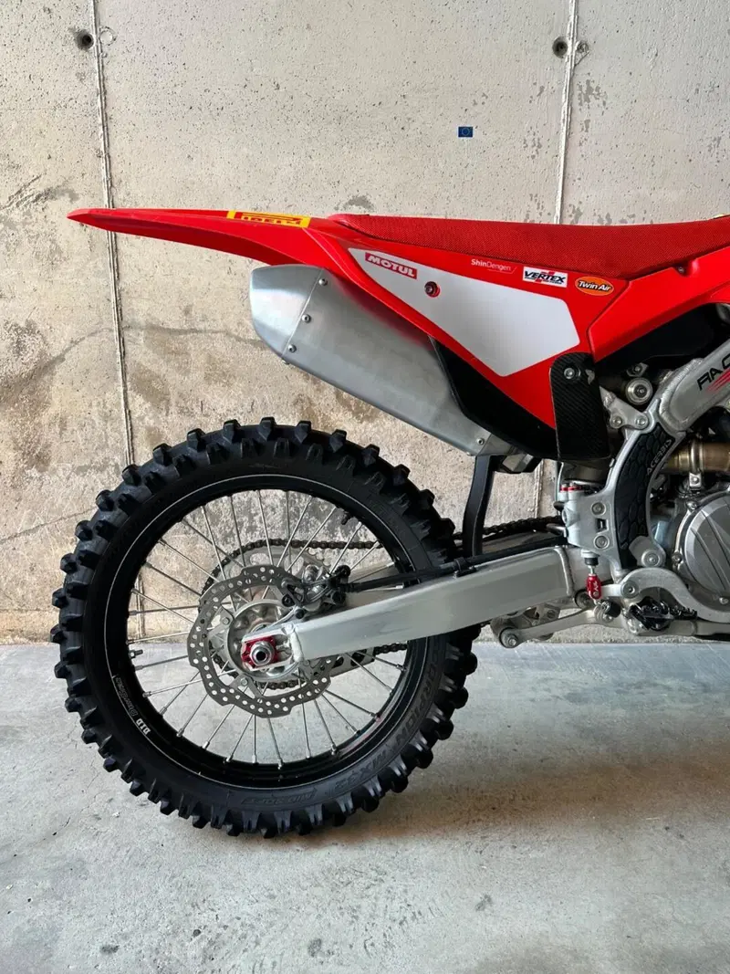 Honda CRF 250R (2024) (5)