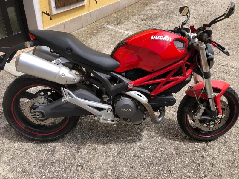 Ducati Monster 696 (2008 - 13)
