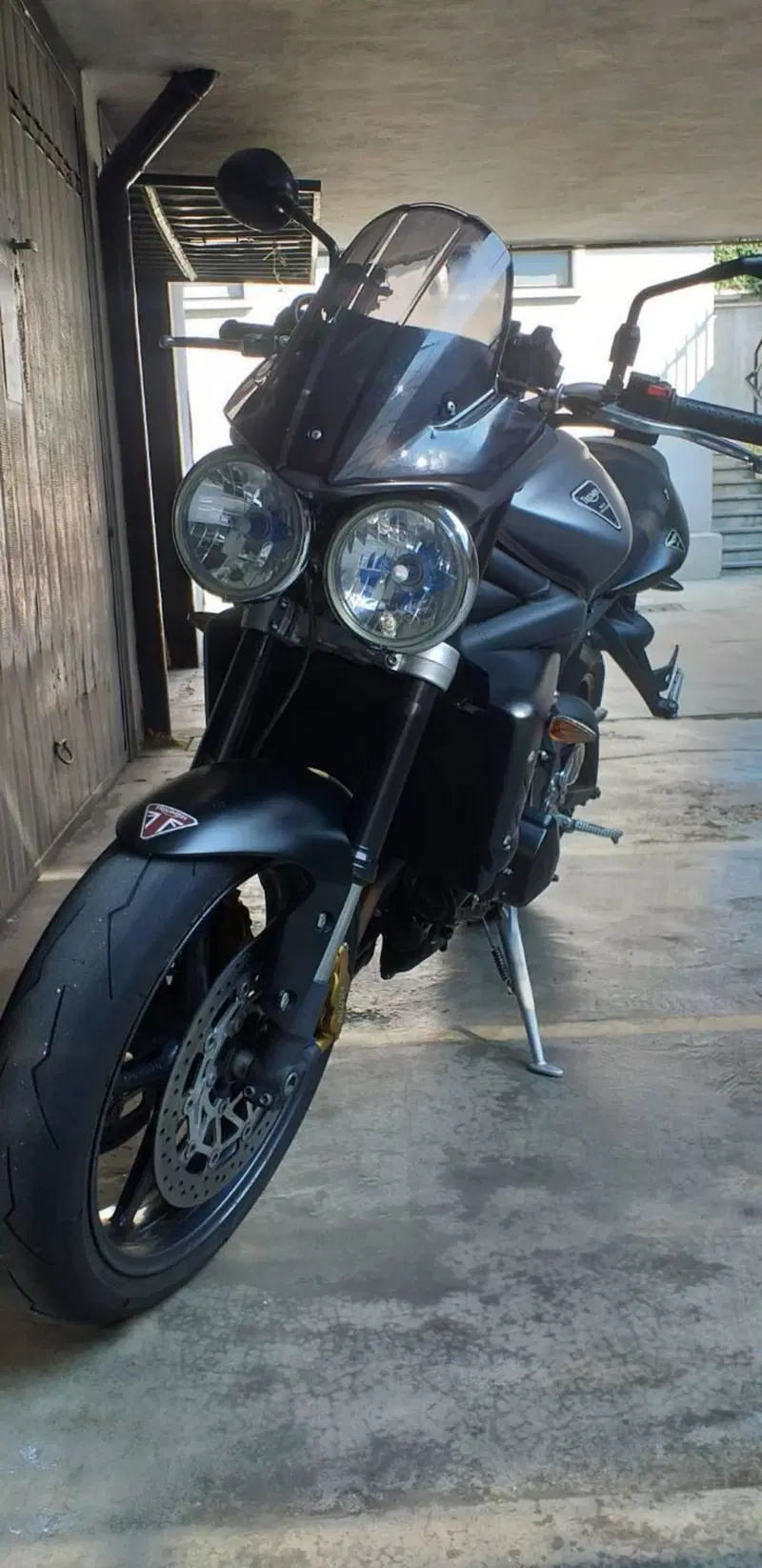 Triumph Street Triple R (2009 - 12) (5)