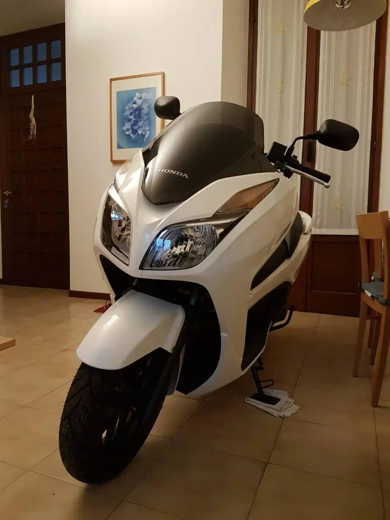 Honda Forza 300 ABS (2013 - 17) (2)