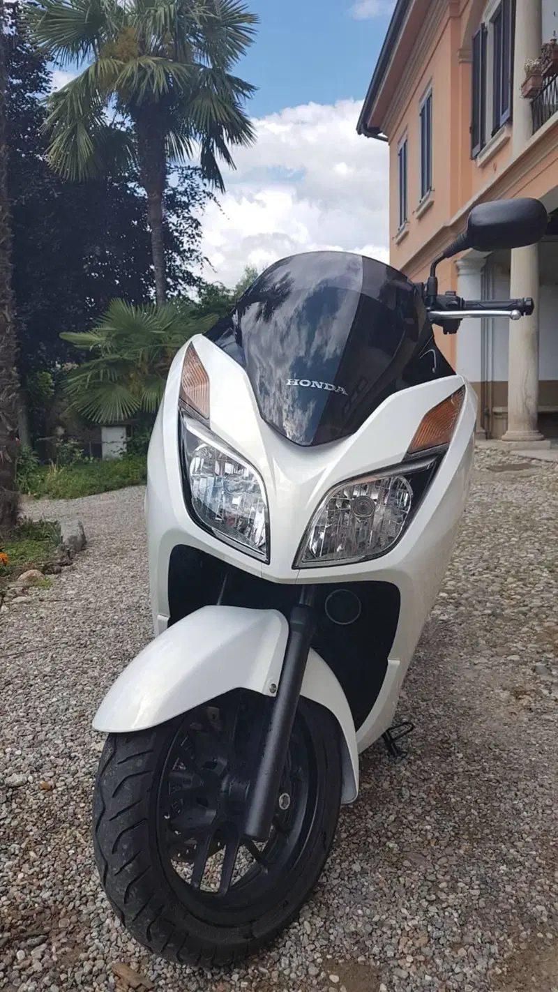 Honda Forza 300 ABS (2013 - 17) (3)