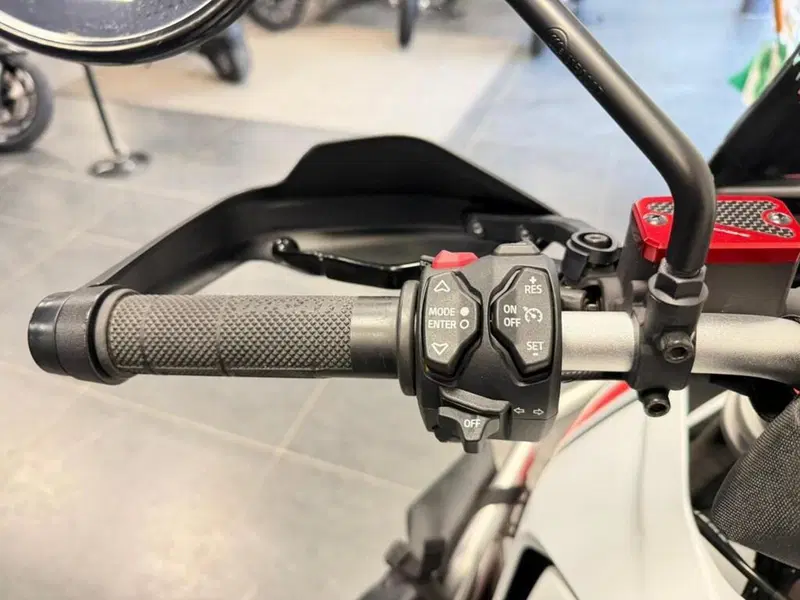 Ducati DesertX (2022 - 25) (8)