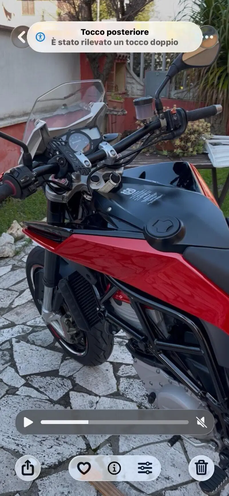 Husqvarna Nuda 900 R ABS (2011 - 13) (2)