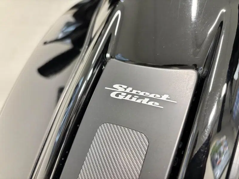 Harley-Davidson 117 Street Glide (2021) - FLHXSE (5)