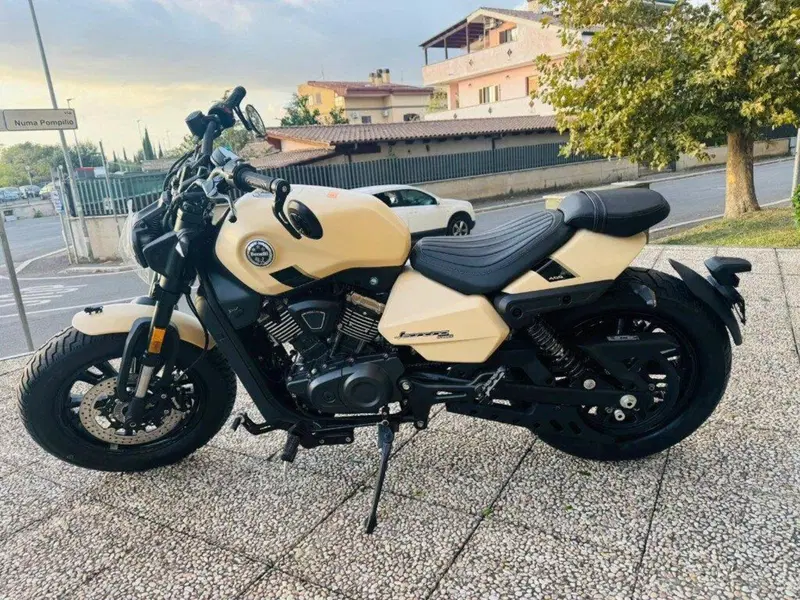 Benelli Leoncino 400 Bobber (2026) (6)