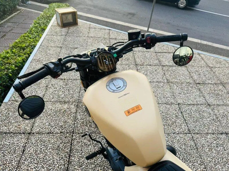 Benelli Leoncino 400 Bobber (2026) (4)