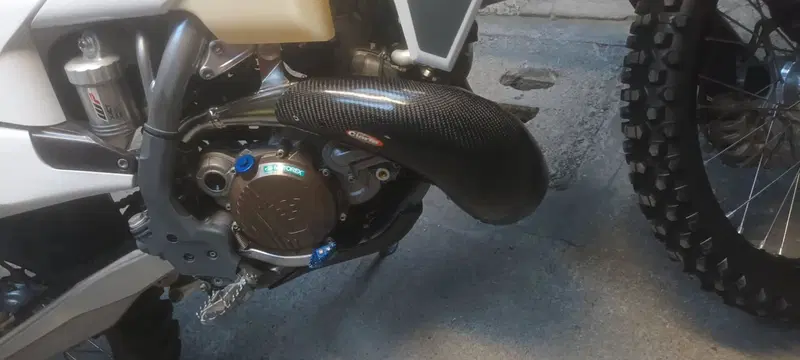 Husqvarna TE 250i (2022)