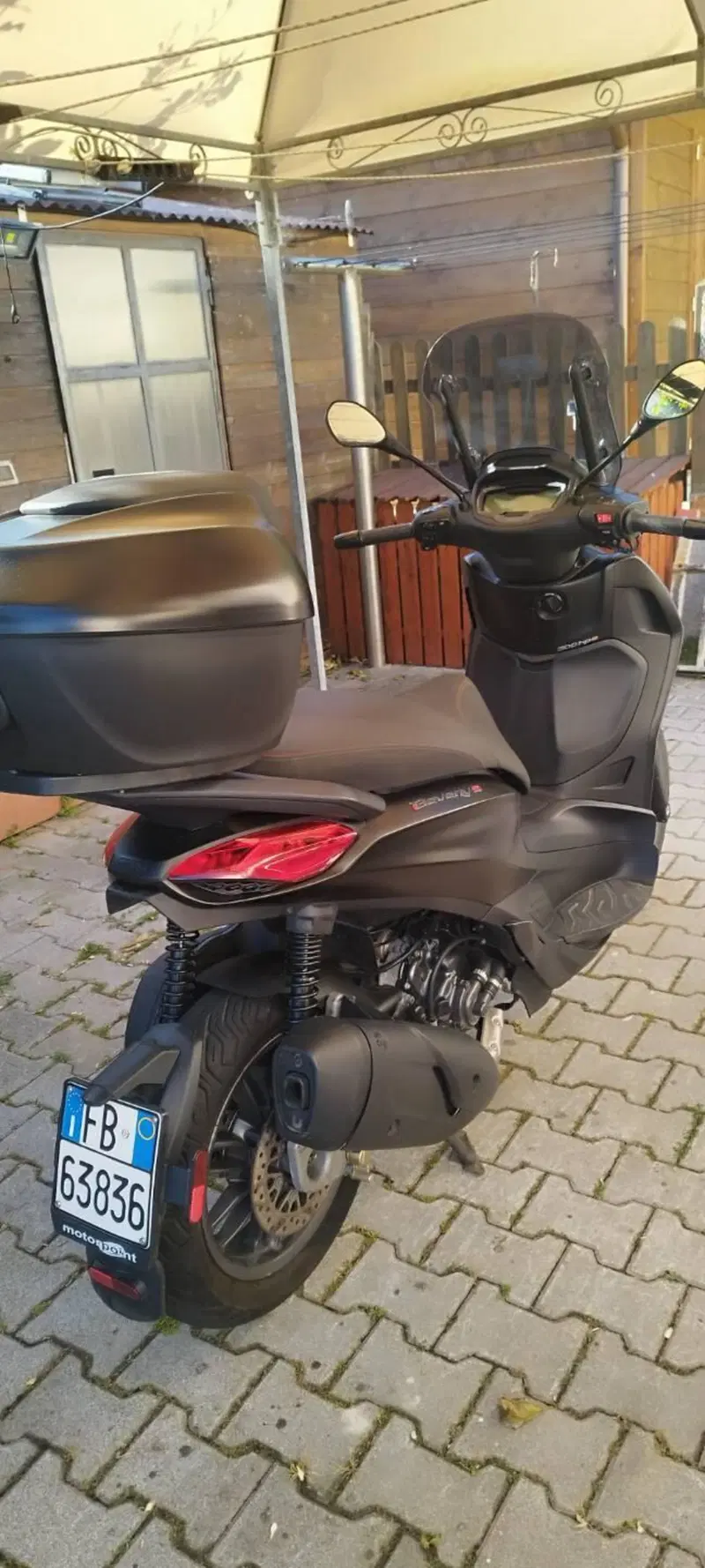 Piaggio Beverly 300 S ABS-ASR (2021 - 25) (3)