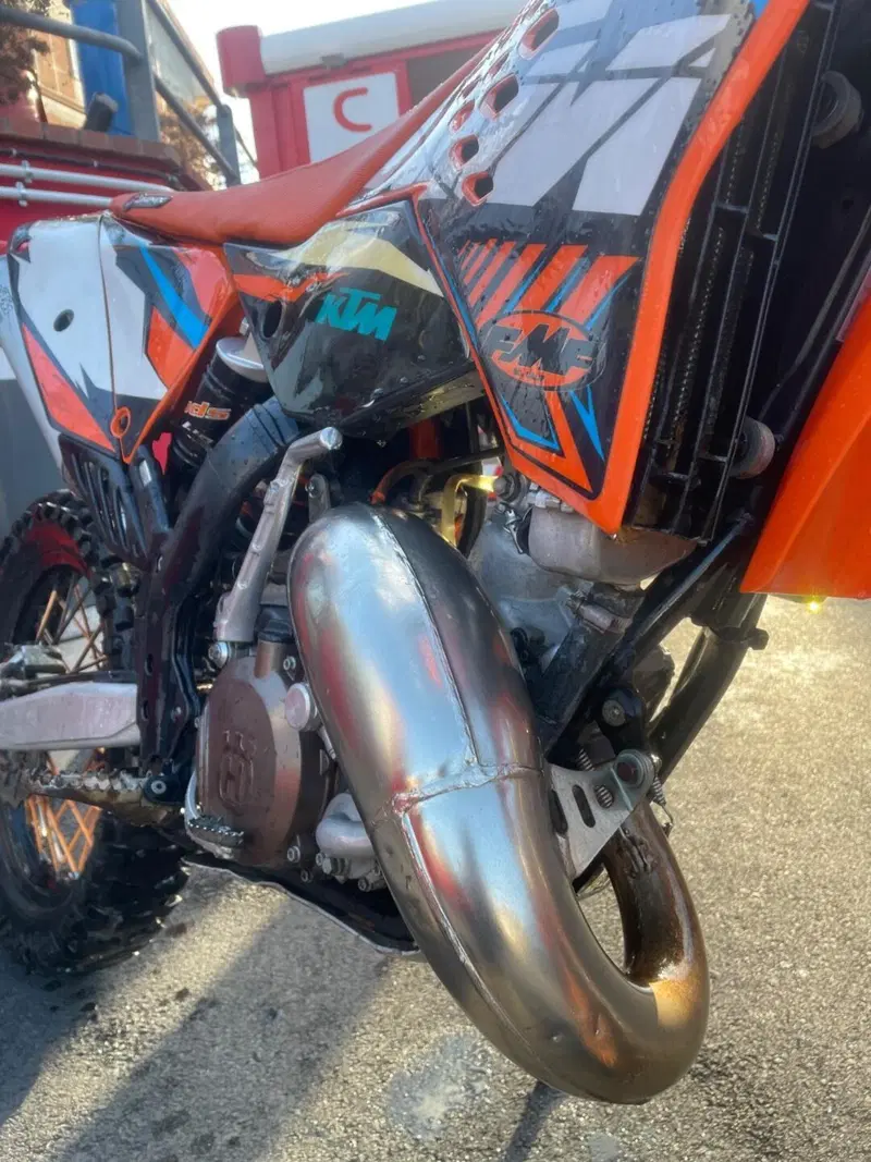 KTM 125 EXC (2009) (9)