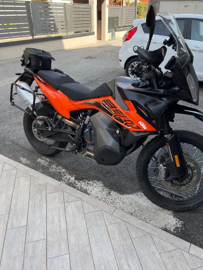KTM 890 Adventure (2022)