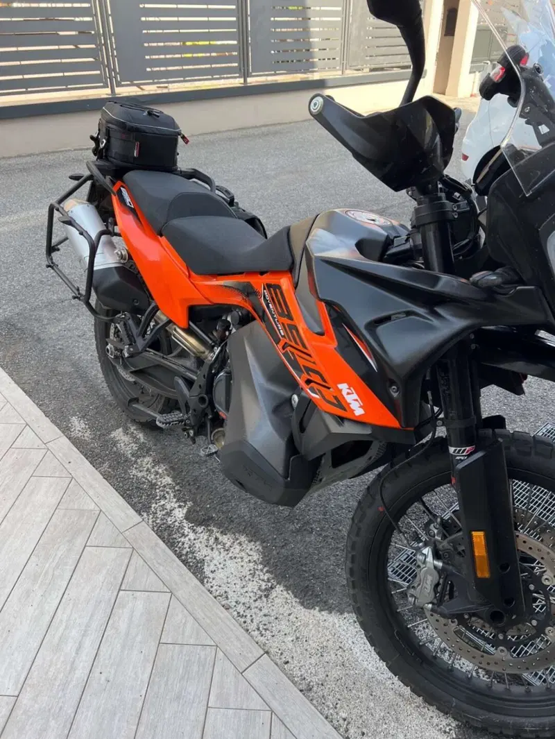 KTM 890 Adventure (2022) (2)