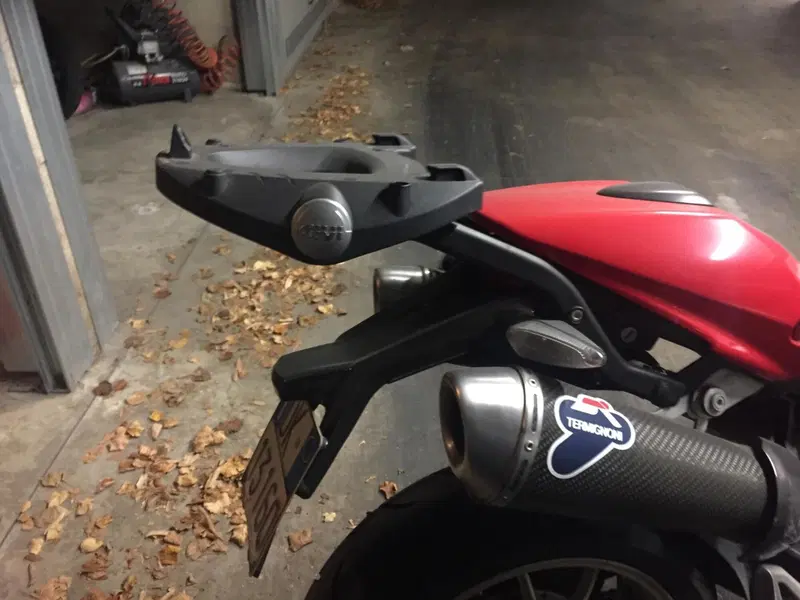 Ducati Monster 1100 S (2009-10) (7)