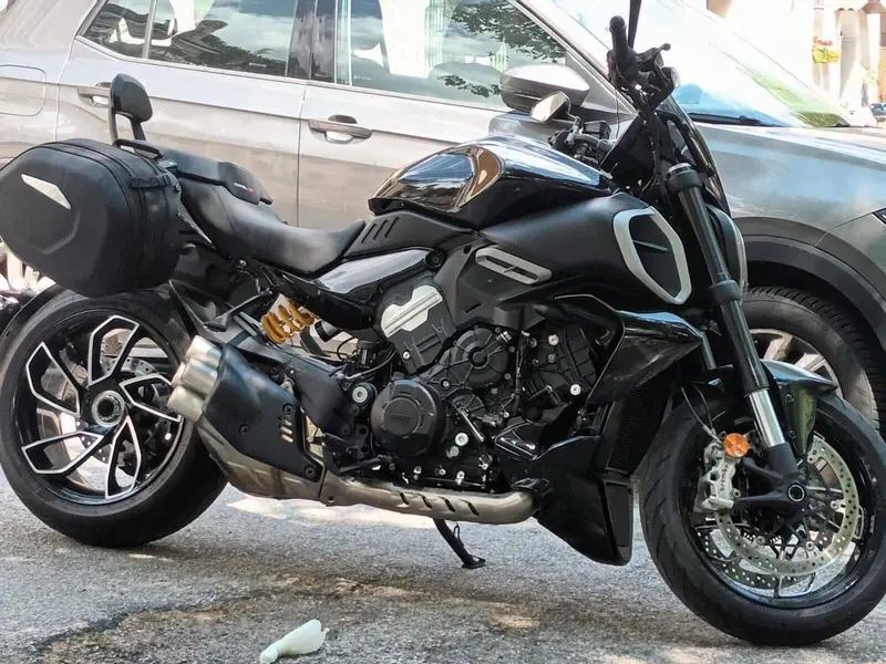 Ducati Diavel V4 (2023 - 26) (4)