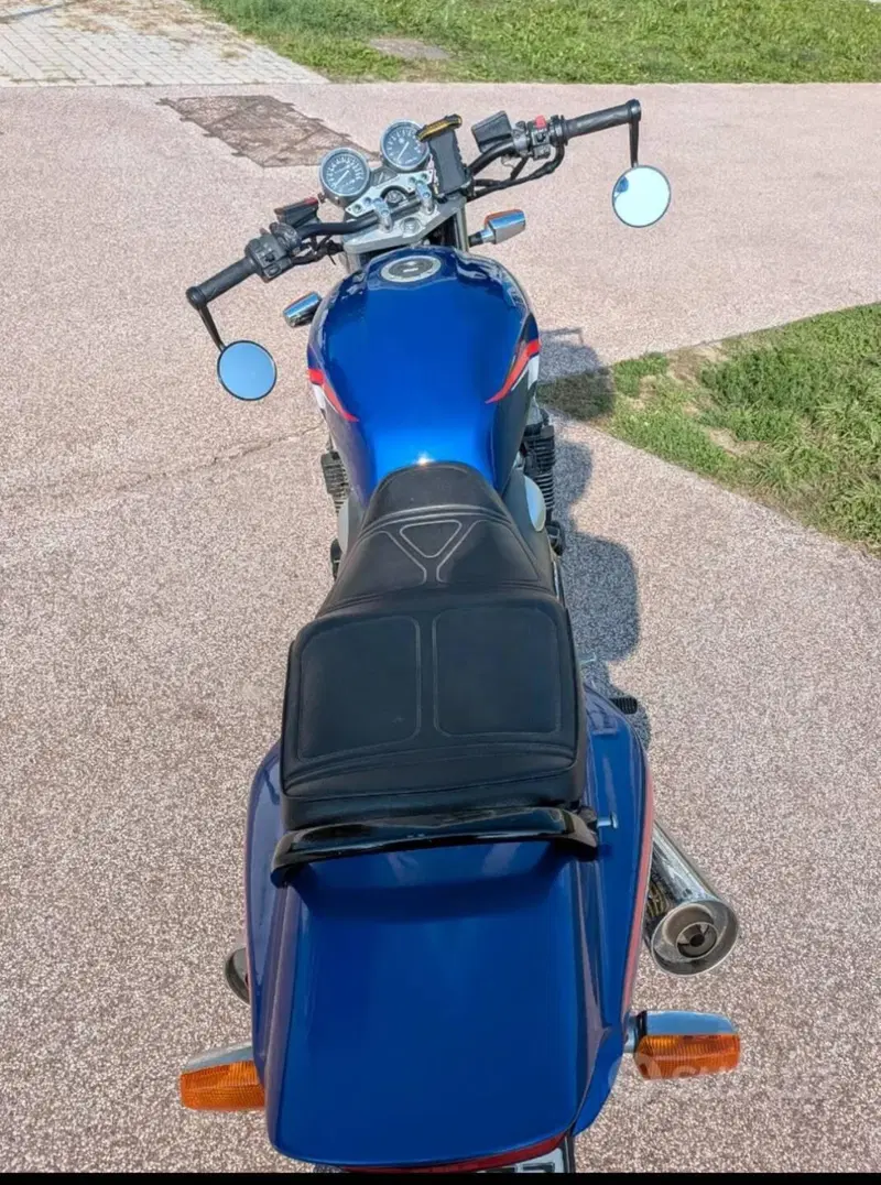 Yamaha XJR 1300 (1999 - 02) (6)