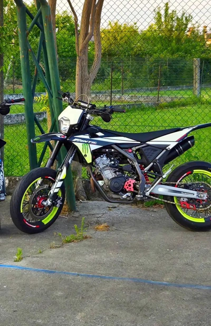 Fantic Motor XMF 125 Motard Performance 4t (2021 - 22)