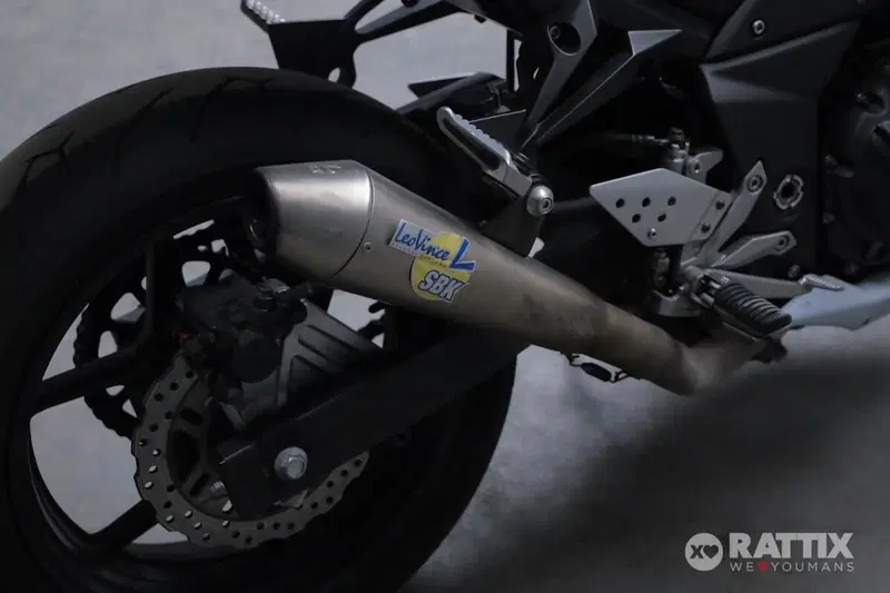 Kawasaki Z 750 (2007 - 14) (8)