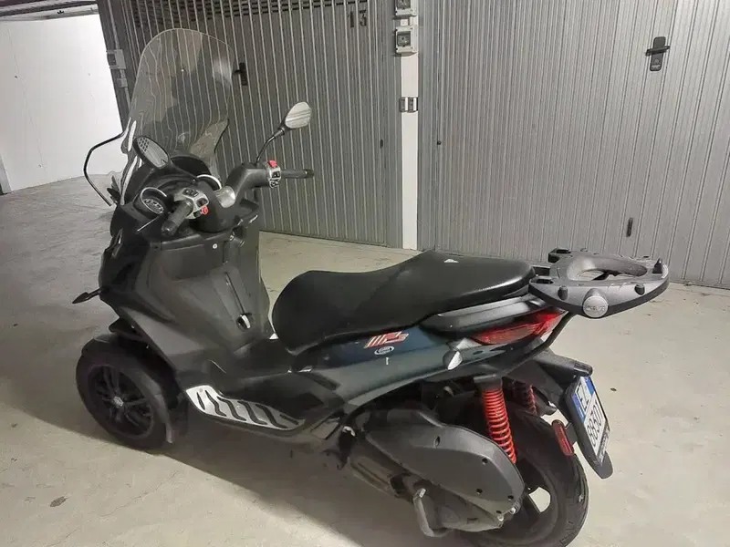 Piaggio MP3 300 ABS Hpe (2021 - 24) (2)