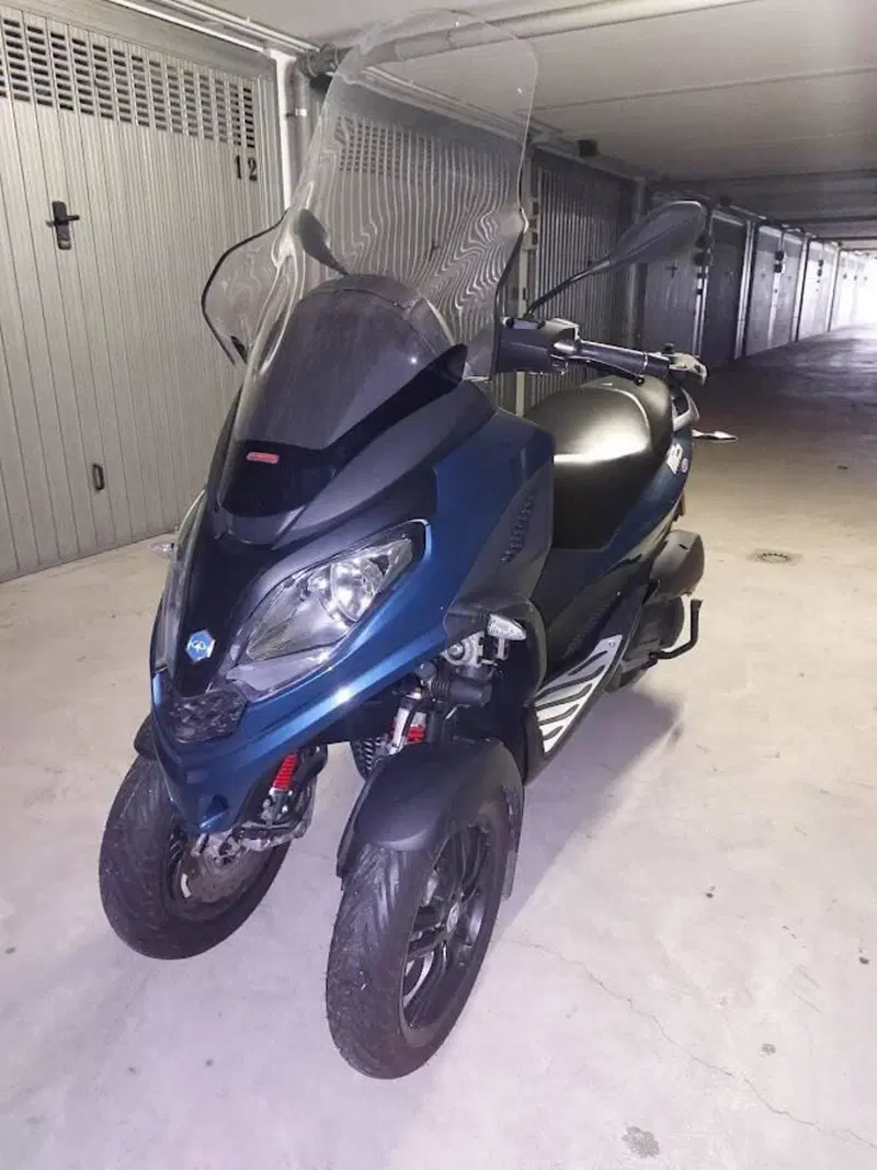 Piaggio MP3 300 ABS Hpe (2021 - 24) (4)