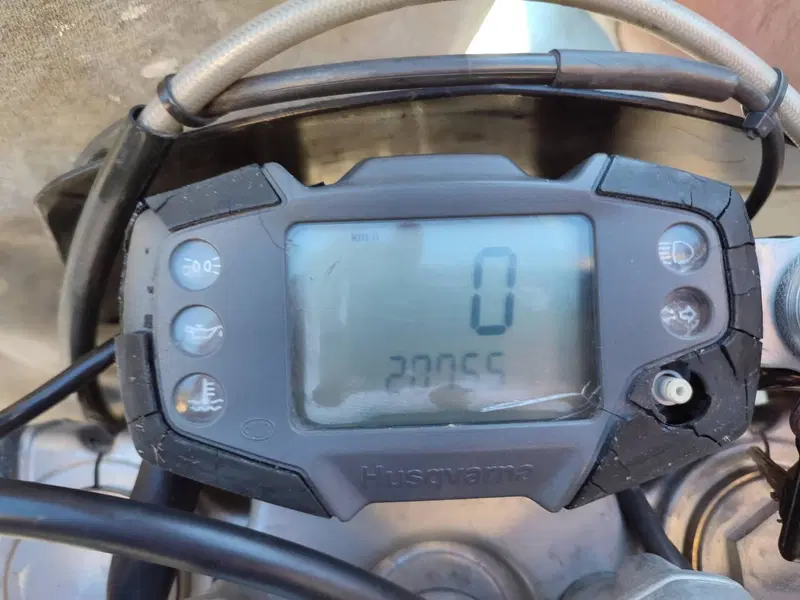 Husqvarna SM 125 (2009) (4)