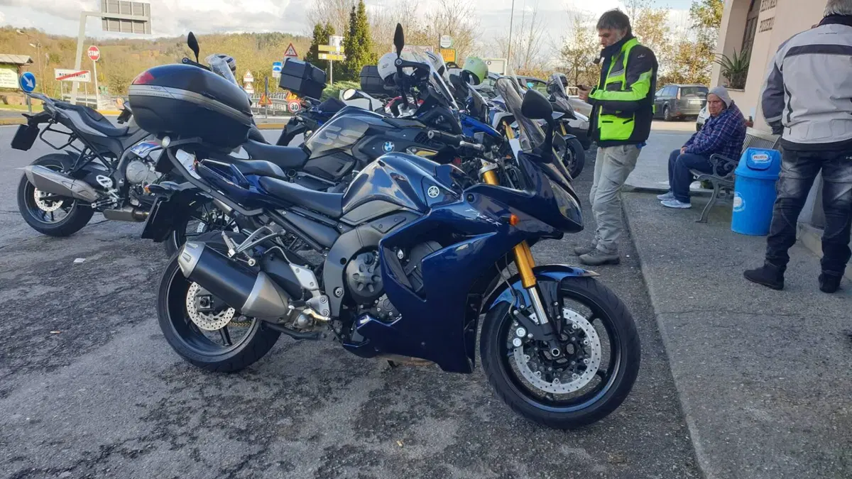 Yamaha FZ1 Fazer (2006 - 16)