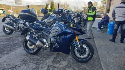 Yamaha FZ1 Fazer (2006 - 16) usata