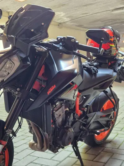 KTM 890 Duke R (2020) usata
