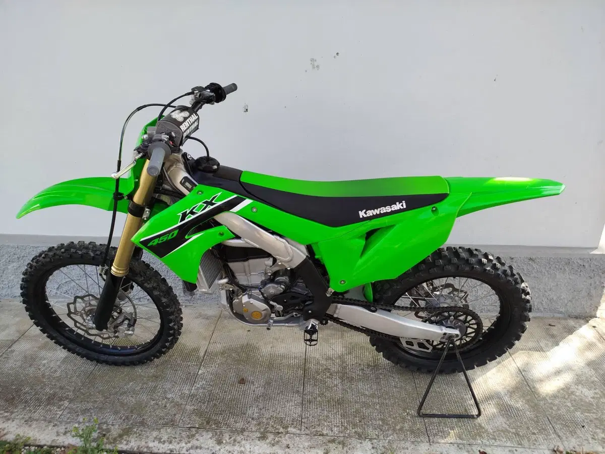 Kawasaki KX450F (2023) (4)