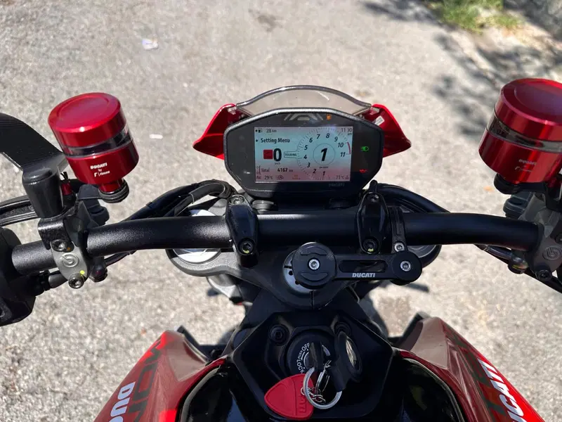 Ducati Monster 937 (2021 - 25) (7)