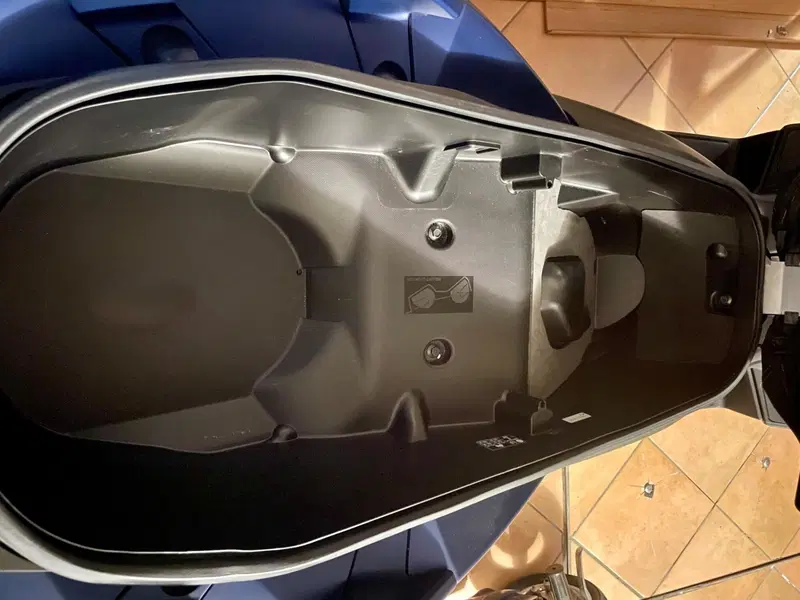 Yamaha X-Max 400 ABS (2017 - 20) (5)