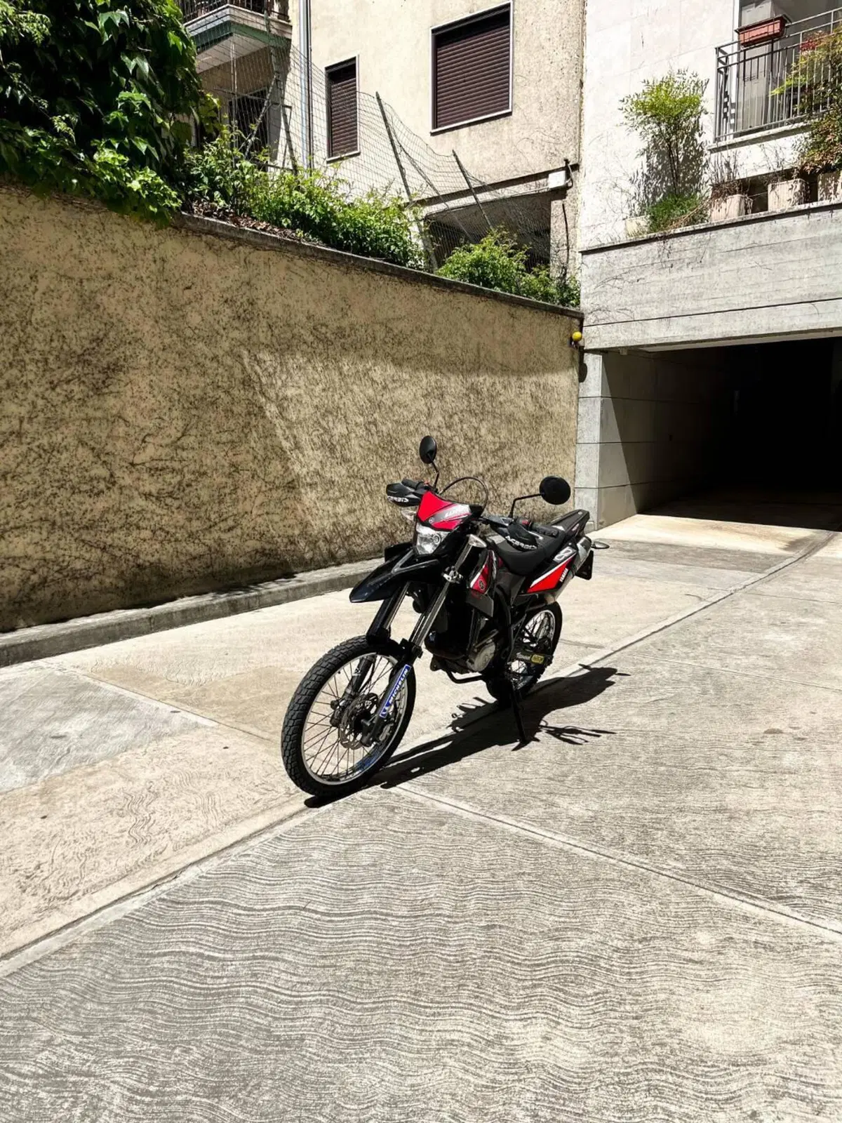 Yamaha WR 125 R (2009 - 12) (2)