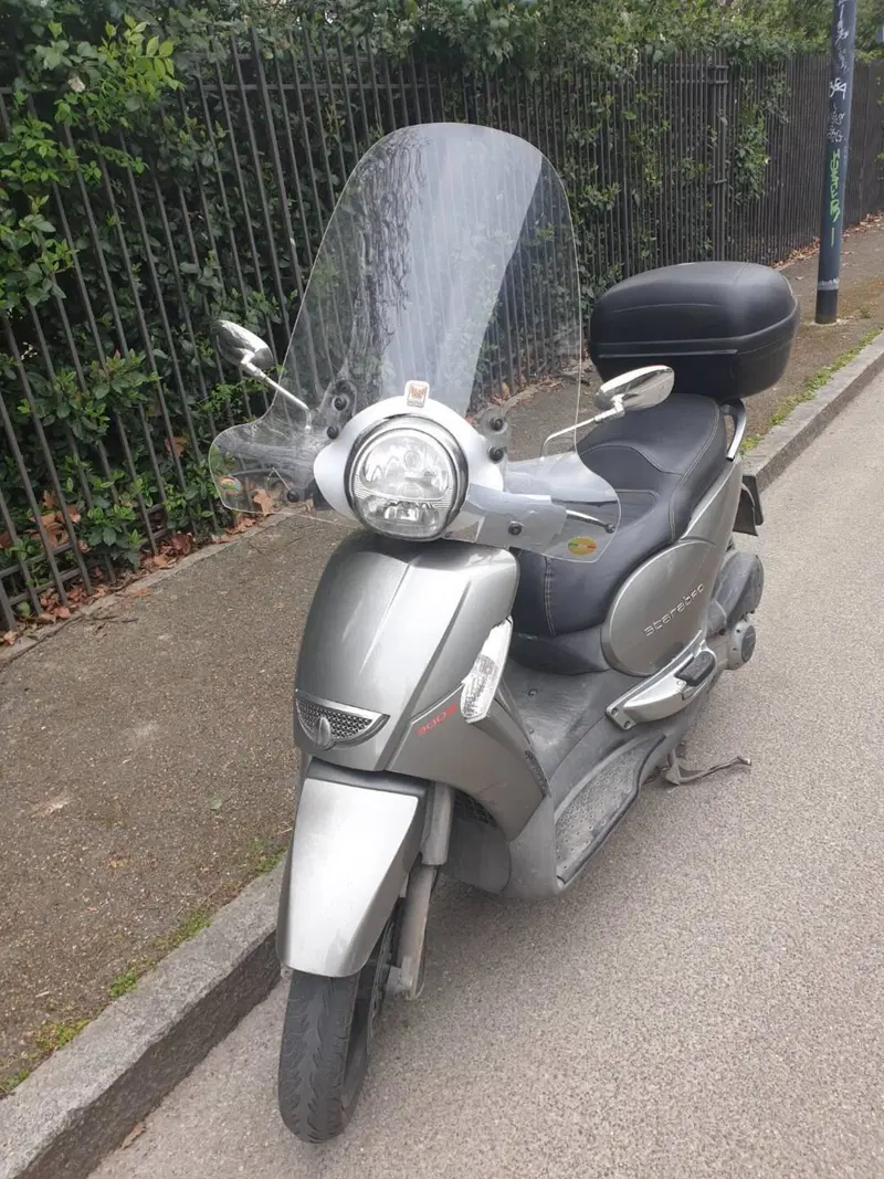 Aprilia Scarabeo 300 Special (2009 - 13) (3)