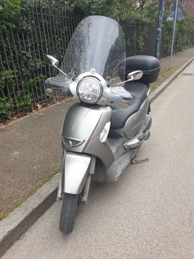 Aprilia Scarabeo 300 Special (2009 - 13) (4)