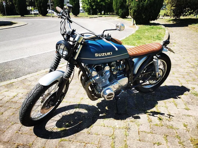 Suzuki GS750 (6)