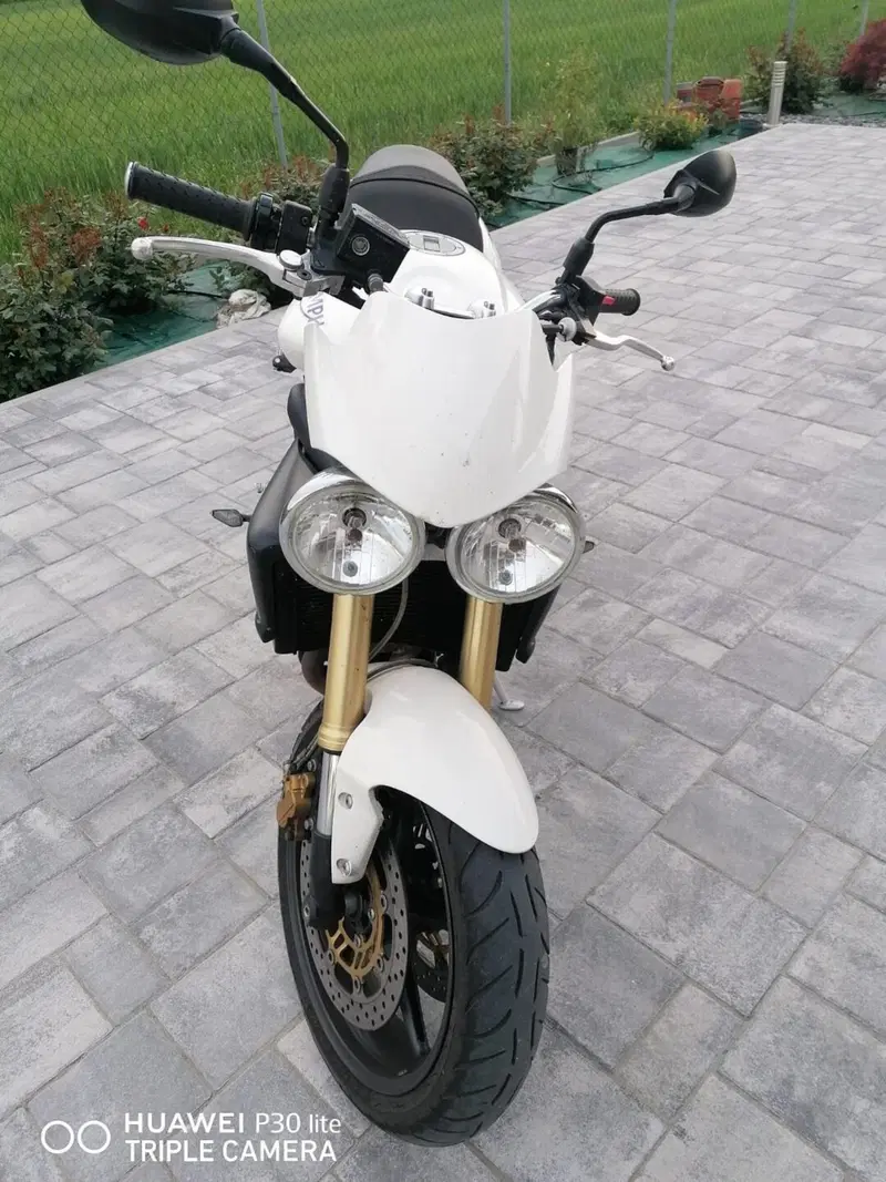 Triumph Street Triple (2007 - 12) (3)