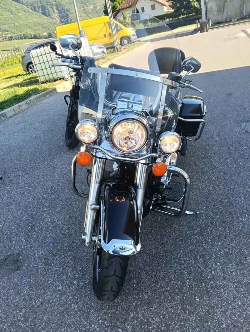 Harley-Davidson 107 Road King (2017) - FLHR (6)