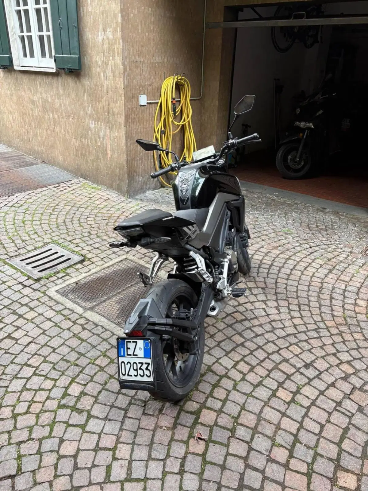 CFMOTO 300NK (2021 - 26) (2)