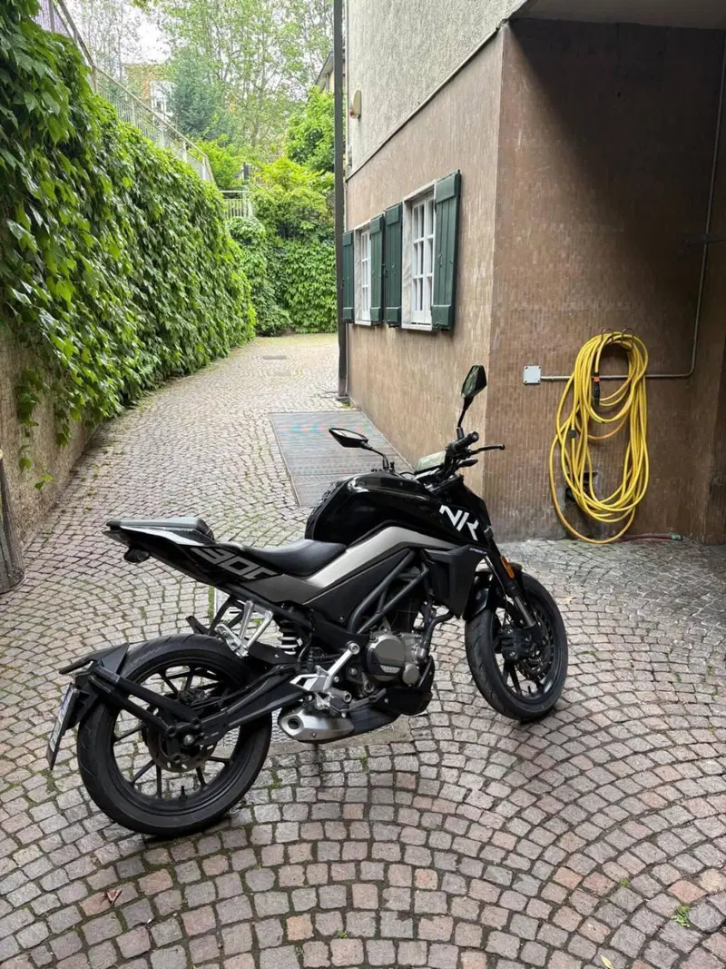 CFMOTO 300NK (2021 - 26) (3)