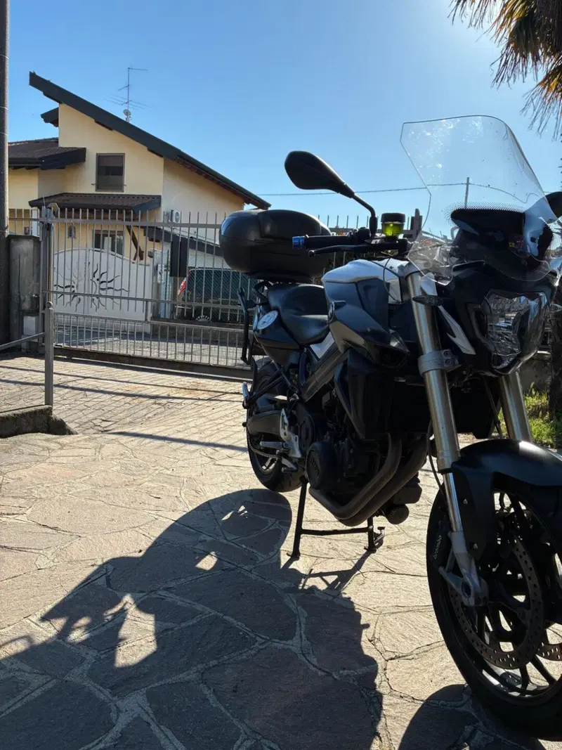 Bmw F 800 R (2015 - 16) (4)