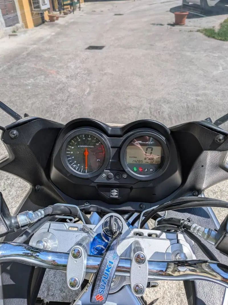 Suzuki GSF 650 Bandit S (2006 - 12) (8)