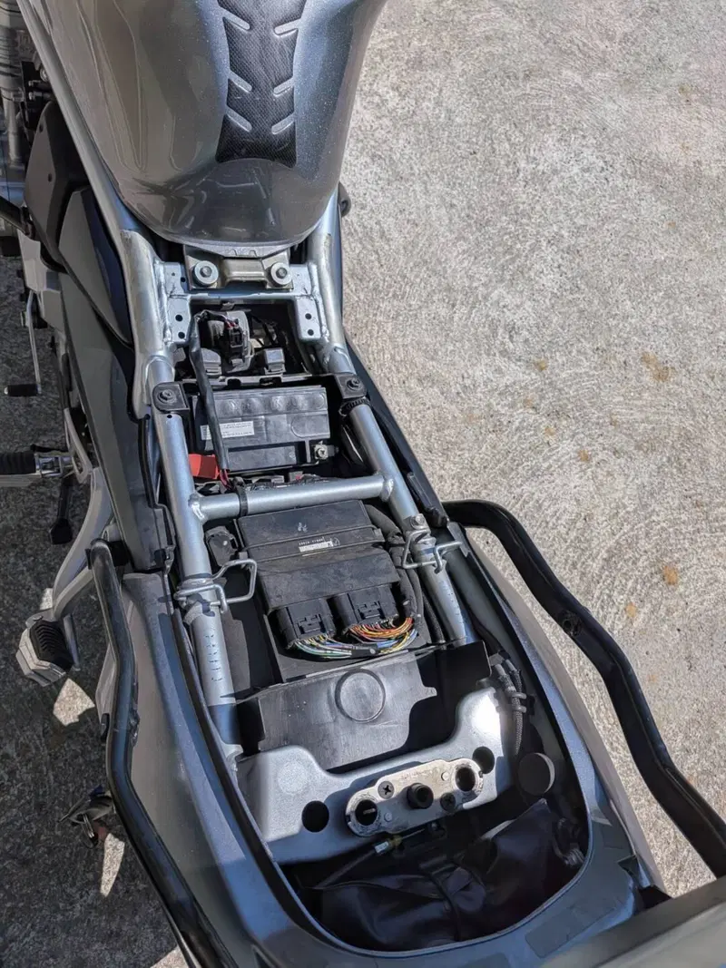 Suzuki GSF 650 Bandit S (2006 - 12) (17)
