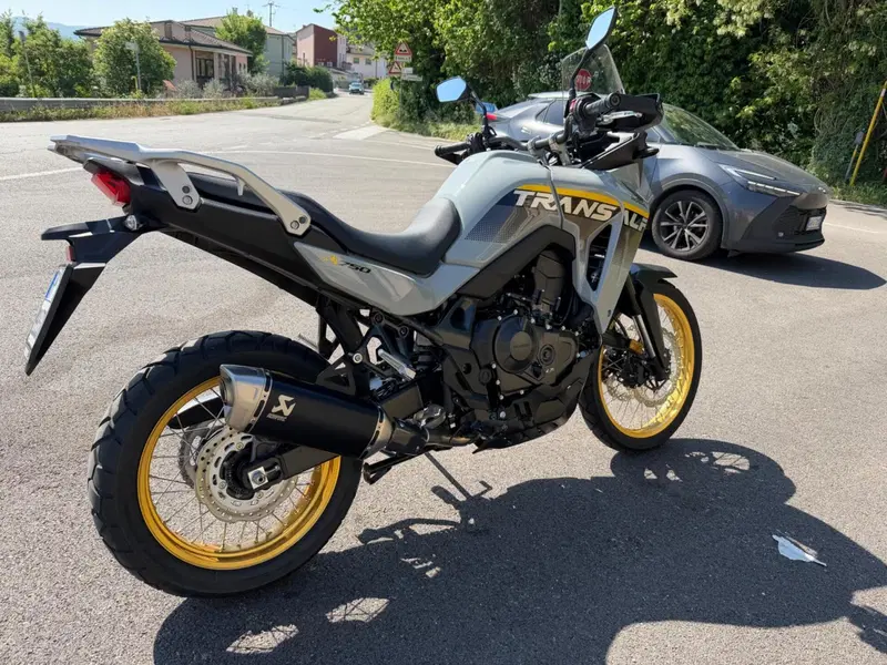 Honda Transalp XL750 (2025)
