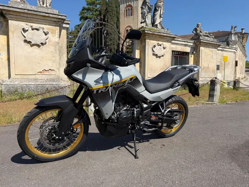 Honda Transalp XL750 (2025) (3)