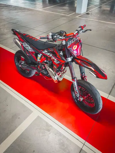 GASGAS EC 300 (2024) usata