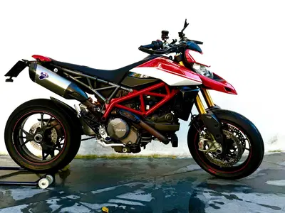 Ducati Hypermotard 950 SP (2019 - 20) usata