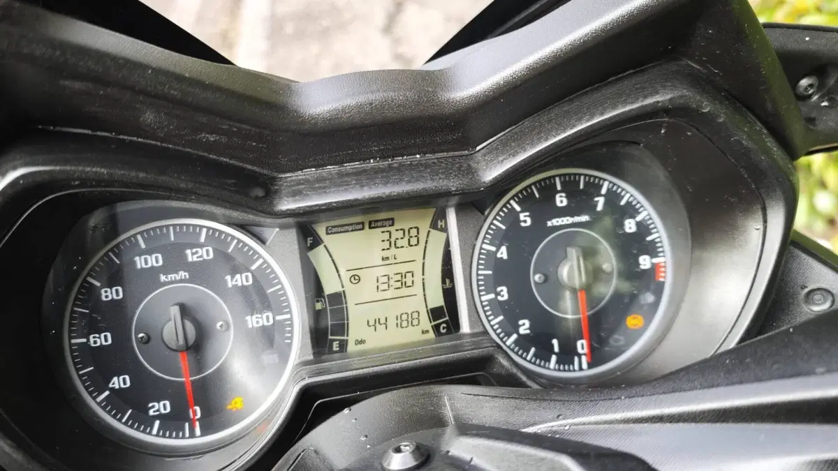 Yamaha X-Max 300 ABS (2017 - 20) (10)