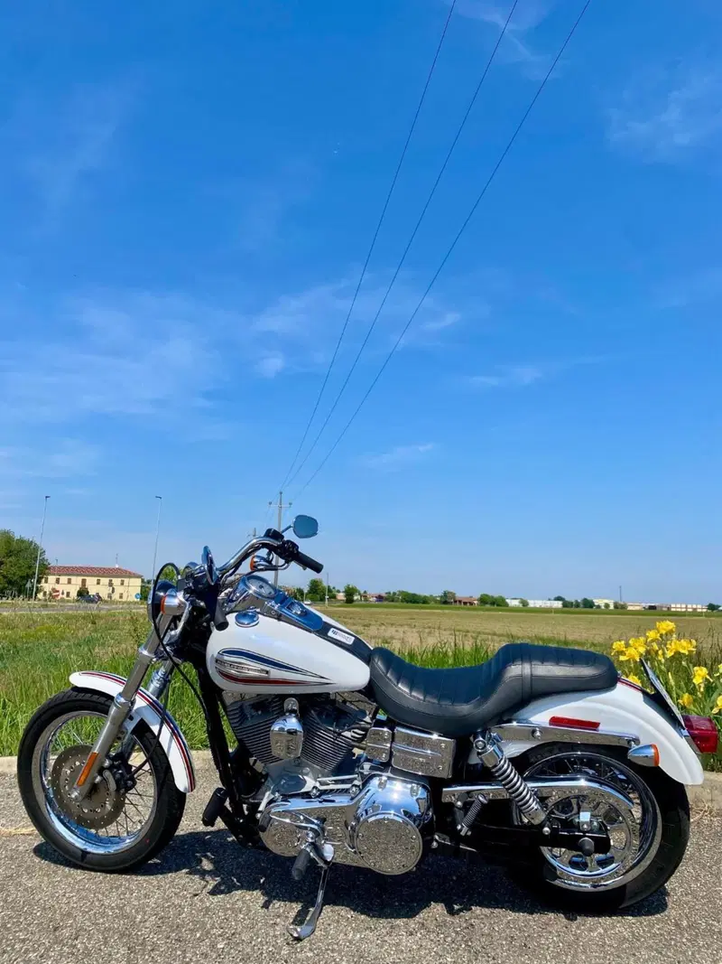 Harley-Davidson 1450 Super Glide 35th Anniversary (2005 - 06) - FXDI (4)
